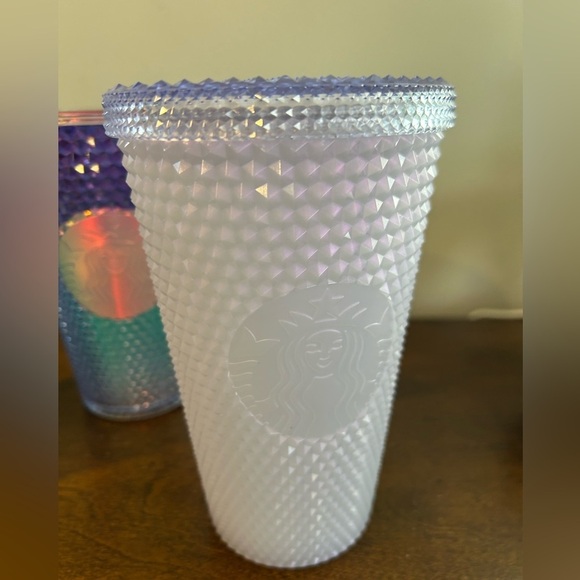 Lot of 3 l6oz Starbucks Cups New-other
1 without Lid 1 Straw only for all three - Picture 3 of 12